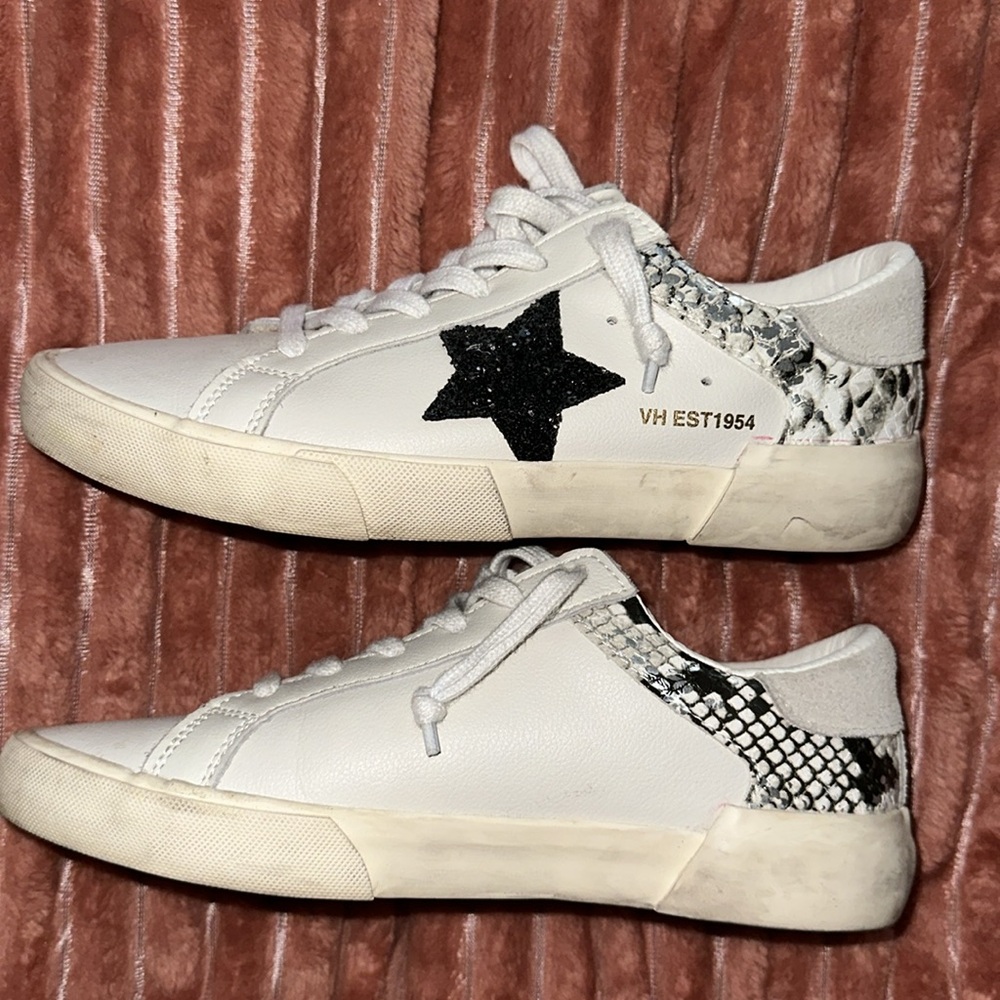 Vintage Havana Sneakers - Picture 6 of 6